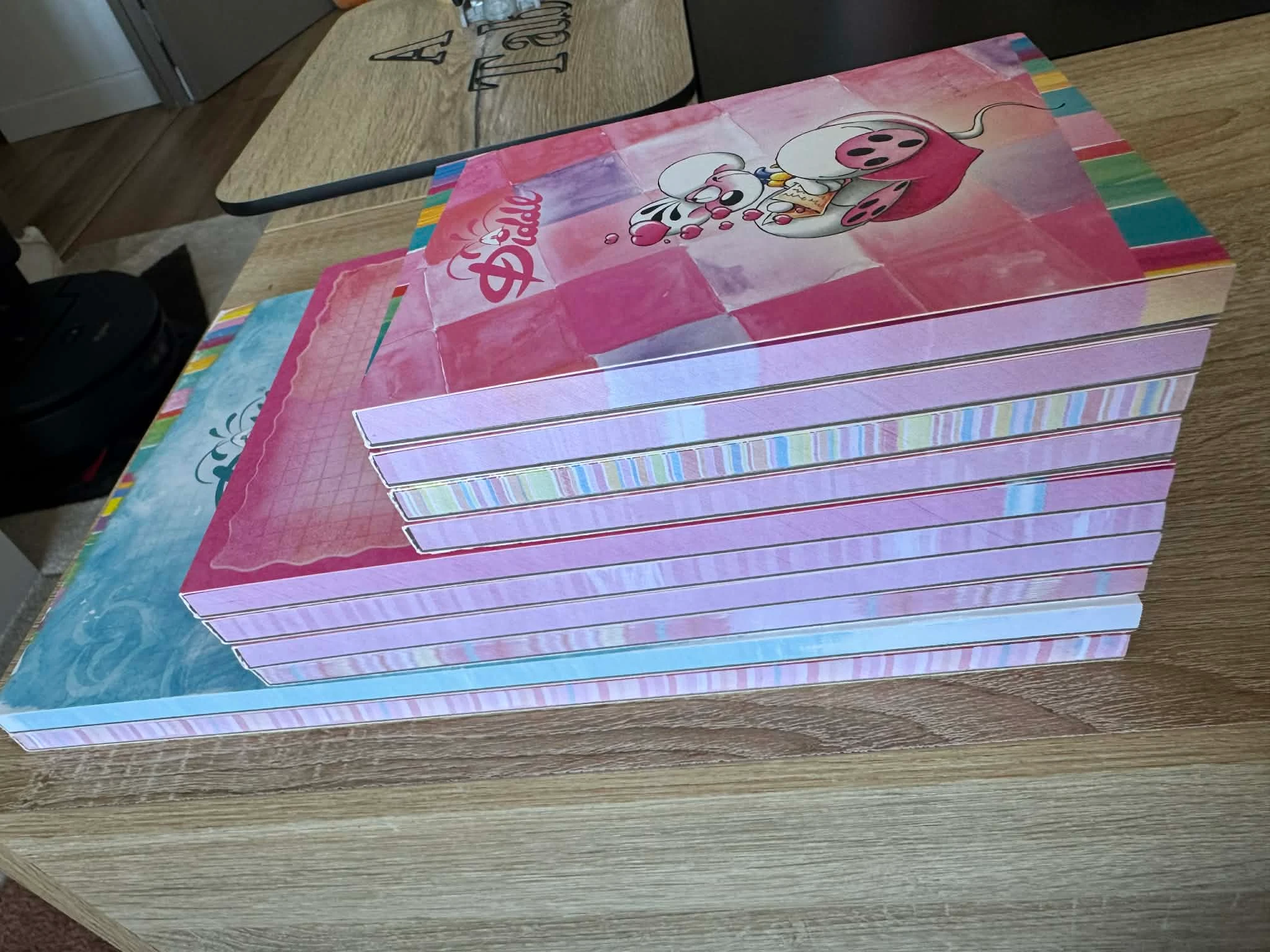 Lote de 10 hojas colección corazón ❤️ – photo 2